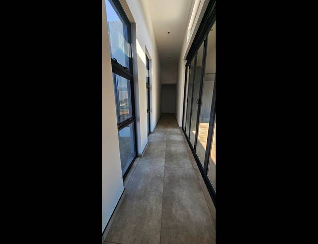3 BEDROOM FREESTANDING FOR SALE IN CASHAN